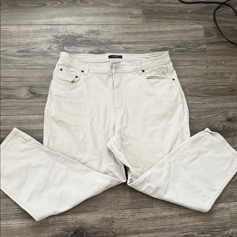 Womans White Jeans